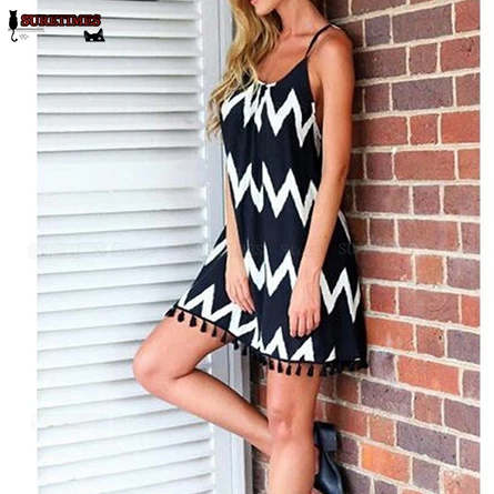 News Summer Sexy Backless Beach Dress Women 2019 Srtiped Mini Robe Femme Tassels Boho Vestidos Lady Black White Slip Dress Beach
News Summer Sexy Backless Beach Dress Women 2019 Srtiped Mini Robe Femme Tassels Boho Vestidos Lady Black White Slip Dress Beach