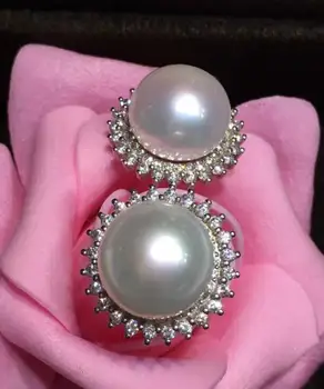 free shipping luxury Noble jewelry style 12-13mm White Natural Freshwater Flat Pearl Stud Earring 925 silver
free shipping luxury Noble jewelry style 12-13mm White Natural Freshwater Flat Pearl Stud Earring 925 silver