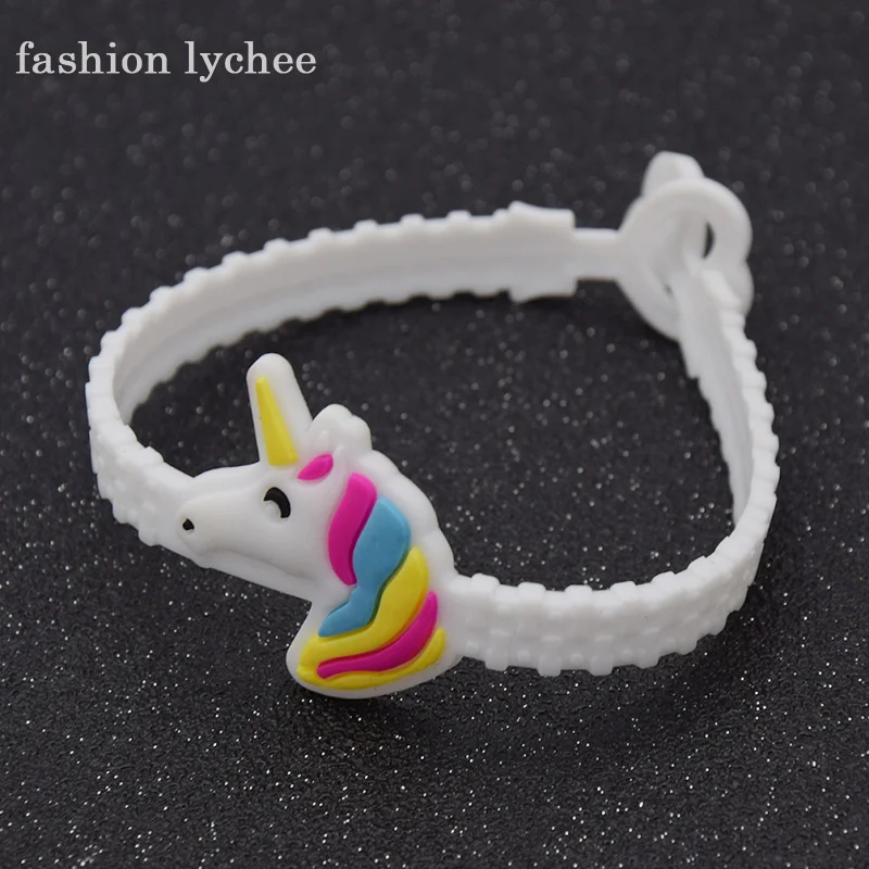 fashion lychee 1pc Cute Unicorn Head Soft PVC Bracelet Lovely Animal Bangle White Color Casual Bracelet For Children Gift
fashion lychee 1pc Cute Unicorn Head Soft PVC Bracelet Lovely Animal Bangle White Color Casual Bracelet For Children Gift