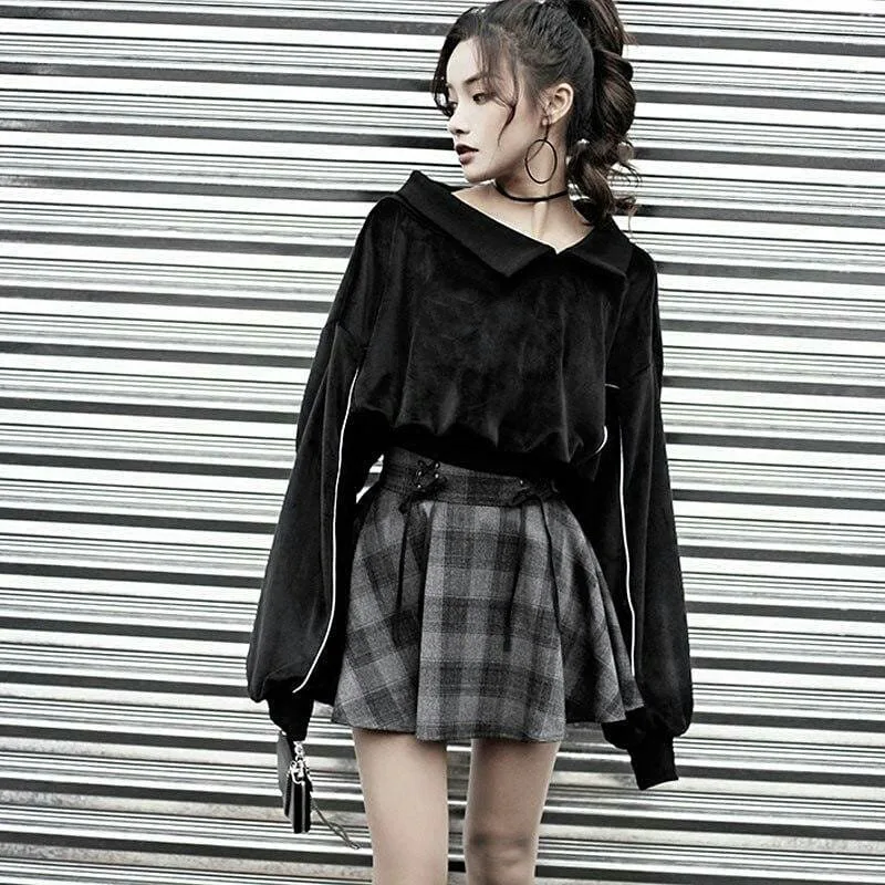 Harajuku Solid Black VELOUR Sweatshirt Women Gothic Irregular Turn-down Collar Pullovers Black Series Lolly Dress Up Costume
Harajuku Solid Black VELOUR Sweatshirt Women Gothic Irregular Turn-down Collar Pullovers Black Series Lolly Dress Up Costume