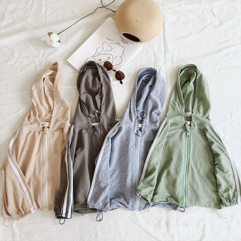 Summer New Unisex Kids Thin Jackets Hooded Baby Boys Girls Sun-protective Coats Children Clothing Casual Retro Outerwear
Summer New Unisex Kids Thin Jackets Hooded Baby Boys Girls Sun-protective Coats Children Clothing Casual Retro Outerwear