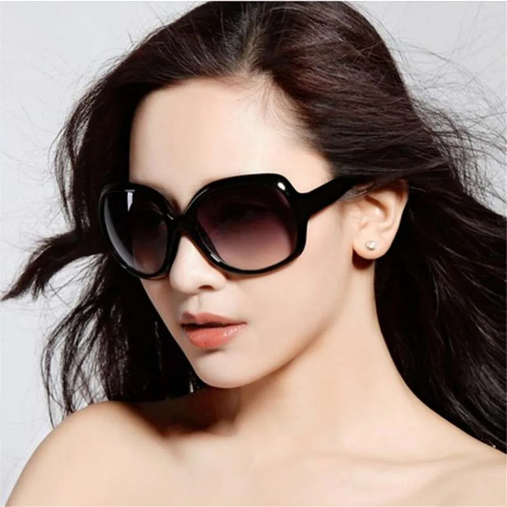 2019 Woman cat eye photochromic sunglasses sport riding eye protection cycling glasses polarized sunglasses beach glasses 40M27
2019 Woman cat eye photochromic sunglasses sport riding eye protection cycling glasses polarized sunglasses beach glasses 40M27