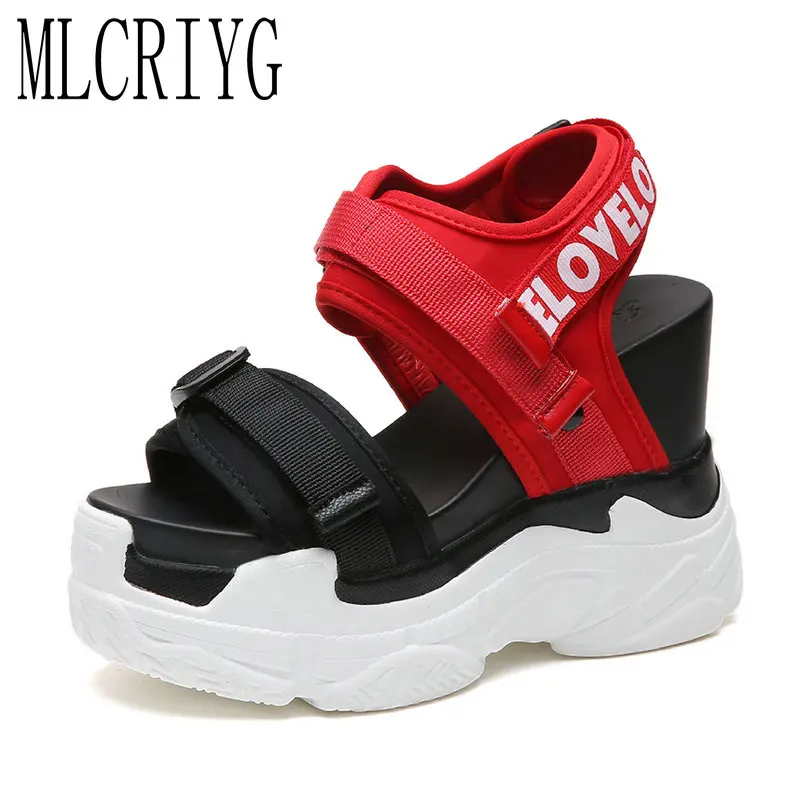 2019 New Summer Fashion Sandals Women Wedge Heels Comfortable Letters Shoes for Women Shopping Footwear for Ladies Jeans
2019 New Summer Fashion Sandals Women Wedge Heels Comfortable Letters Shoes for Women Shopping Footwear for Ladies Jeans