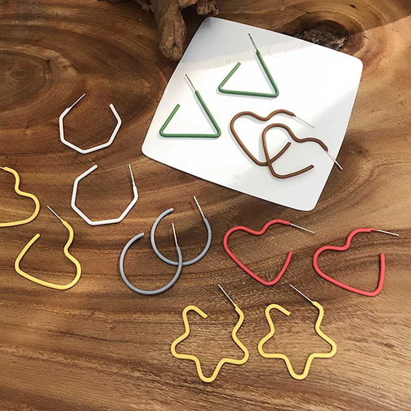 AOMU Fashion Simple Hollow Candy Color Geometric Round Square Flower Big Loop Hoop Earrings for Women Gifts Party Jewelry Brinco
AOMU Fashion Simple Hollow Candy Color Geometric Round Square Flower Big Loop Hoop Earrings for Women Gifts Party Jewelry Brinco