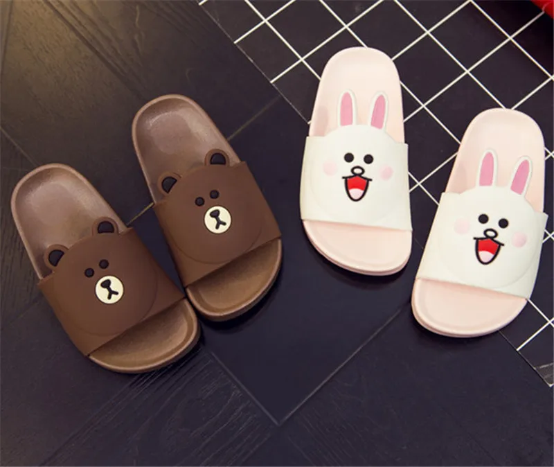 PVC Kids Indoor Bear Slippers Summer Boys Girls Home Flip Flop Slippers Baby Todder Bedroom Soft Shoes Children Beach Sandals
PVC Kids Indoor Bear Slippers Summer Boys Girls Home Flip Flop Slippers Baby Todder Bedroom Soft Shoes Children Beach Sandals