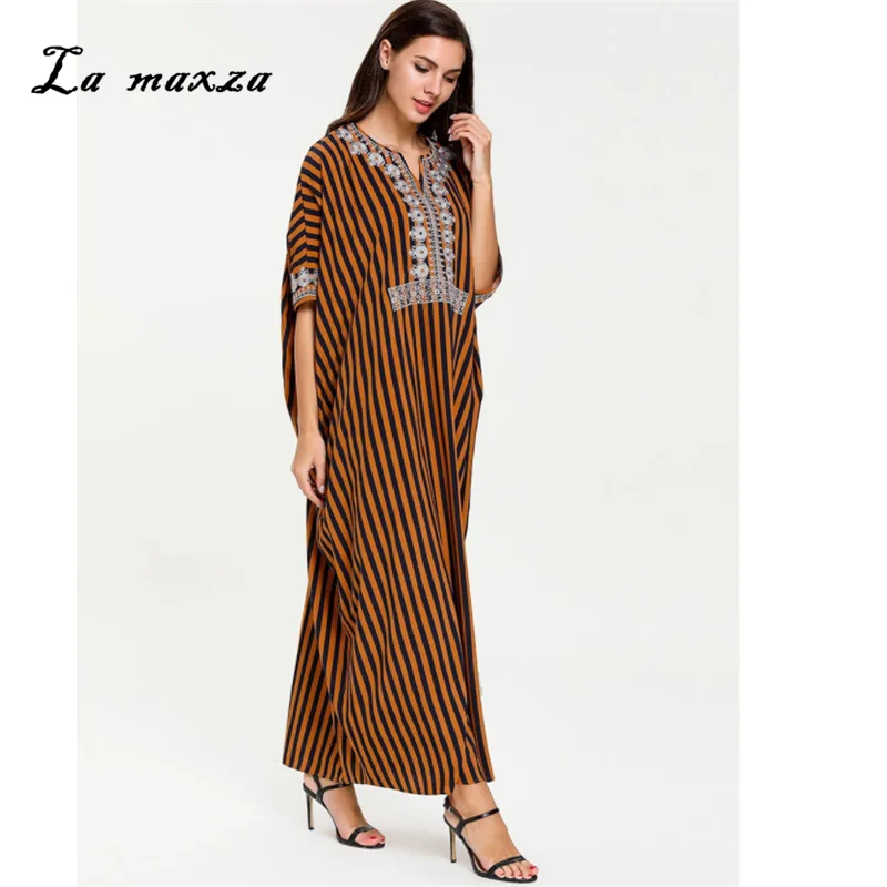 Arab Muslim Dresses Abaya Dubai Embroidery Moroccan Kaftan Modest Dress for Evening Dress 7676
Arab Muslim Dresses Abaya Dubai Embroidery Moroccan Kaftan Modest Dress for Evening Dress 7676