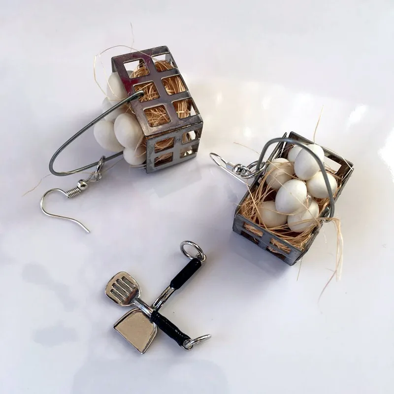 1pcs Funny Mini Egg Basket Fun Earrings Female Creative Handmade Brincos New Christmas Party Personalized Hip Hop Earrings
1pcs Funny Mini Egg Basket Fun Earrings Female Creative Handmade Brincos New Christmas Party Personalized Hip Hop Earrings