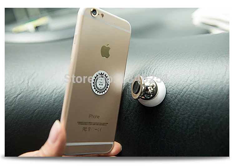 On the car to put a mobile phone in the car magnetic magnet magnetic car phone bracket seat support
On the car to put a mobile phone in the car magnetic magnet magnetic car phone bracket seat support