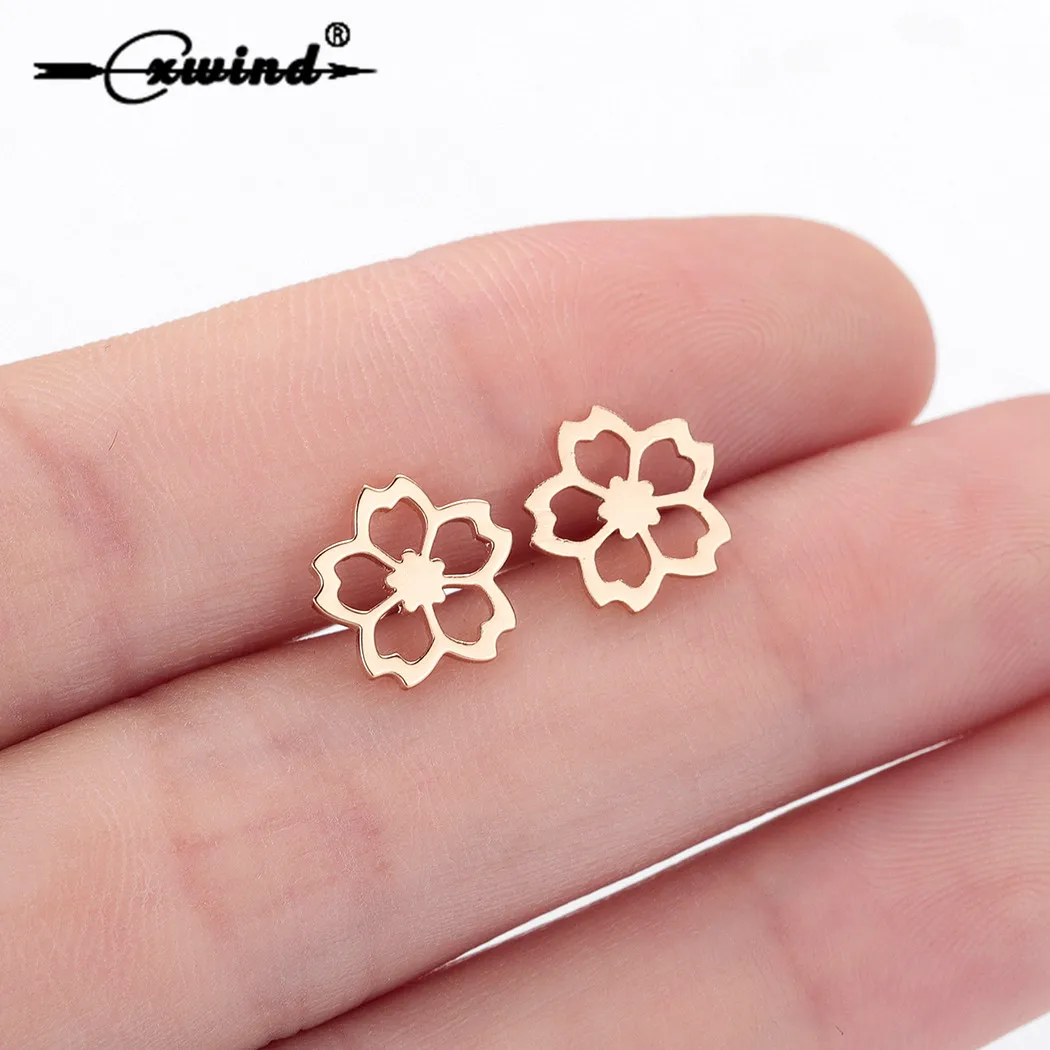 Cxwind Stainless Steel Flower Stud Earrings for Women Kids Statement Simple Chic Heart Stud Earrings boucle d'oreille femme
Cxwind Stainless Steel Flower Stud Earrings for Women Kids Statement Simple Chic Heart Stud Earrings boucle d'oreille femme