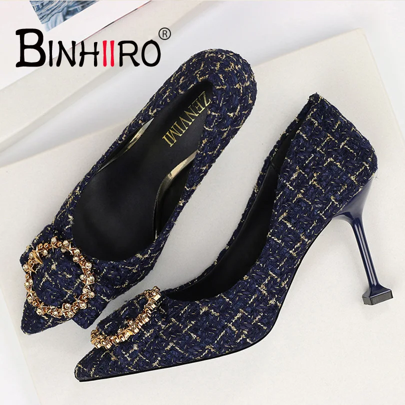BINHIIRO women's high heels elegant striped metal decorative high heels professional office party high heels ladies 2018 New
BINHIIRO women's high heels elegant striped metal decorative high heels professional office party high heels ladies 2018 New