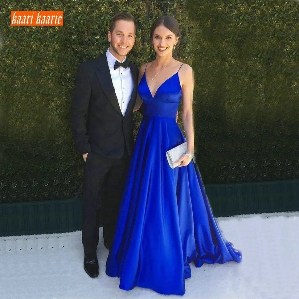 Fashion Royal Blue Evening Gowns Long 2019 Sexy Women Party Formal Dress V-Neck Satin Backless Lady Evening Dresses Custom Made
Fashion Royal Blue Evening Gowns Long 2019 Sexy Women Party Formal Dress V-Neck Satin Backless Lady Evening Dresses Custom Made