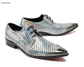 Glitter men dress shoes bling sliver loafers wedding shoes men party shoes iron toe business shoes snakeskin print loafers male
Glitter men dress shoes bling sliver loafers wedding shoes men party shoes iron toe business shoes snakeskin print loafers male