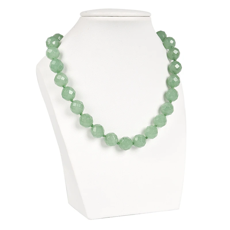 18 inches Green in the transparency 12 mm Dong ling jasper necklace , Fashion women's Anniversary
18 inches Green in the transparency 12 mm Dong ling jasper necklace , Fashion women's Anniversary