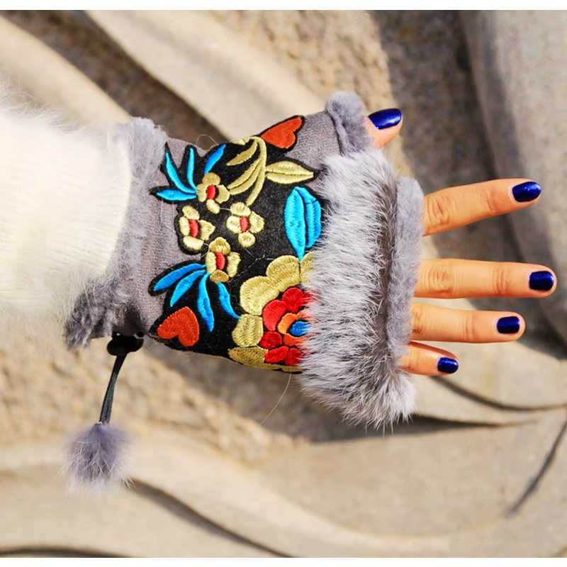 High Quality 2016 Ethnic Wrist Gloves Mexico style vintage embroidery Female Mittens Women Winter Gloves National Customs
High Quality 2016 Ethnic Wrist Gloves Mexico style vintage embroidery Female Mittens Women Winter Gloves National Customs