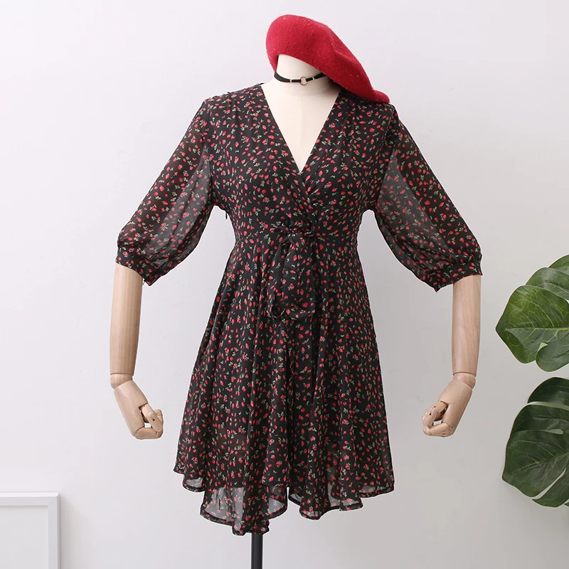 SKOONHEID Bohemian Floral Dress Women Lantern Sleeves A-Line Beach Dresses Beach Print Dress Korean Holiday Chiffon Sundress
SKOONHEID Bohemian Floral Dress Women Lantern Sleeves A-Line Beach Dresses Beach Print Dress Korean Holiday Chiffon Sundress