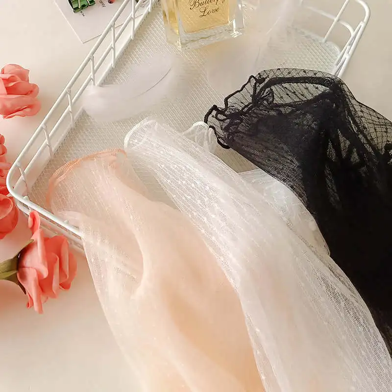 Bottoming Blouse Shirt Women Long Sleeve Sexy Tulle Womens Tops And Blouses Chemisier Femme Spring Summer Lace Ladies Tops C5274 
Bottoming Blouse Shirt Women Long Sleeve Sexy Tulle Womens Tops And Blouses Chemisier Femme Spring Summer Lace Ladies Tops C5274