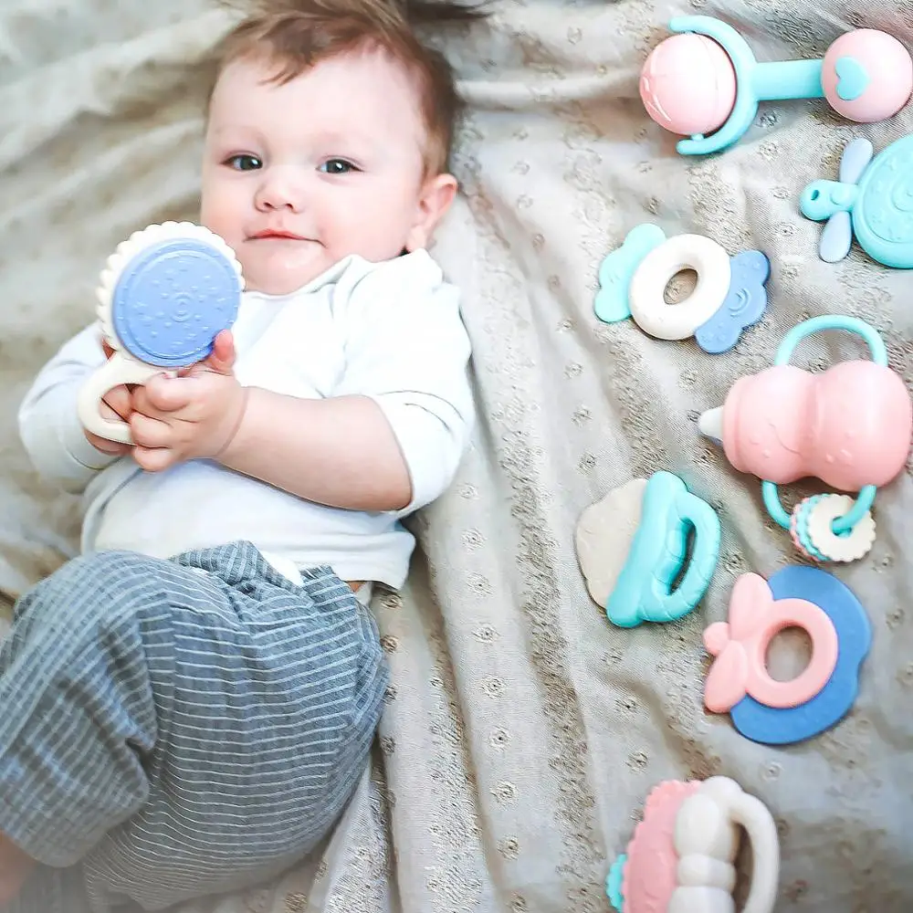 Baby Teether Rattle Toys on Mobile Cot for Child 0-12 13-24 Months Kids Educational Bed Bell Newborn Pacifier Stroller Weep Toy
Baby Teether Rattle Toys on Mobile Cot for Child 0-12 13-24 Months Kids Educational Bed Bell Newborn Pacifier Stroller Weep Toy