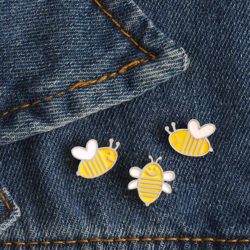 3 Pcs/set High Quality Creative Cartoon Cute Yellow Bee Enamel Pin Brooch Badge Denim Backpack Decoration Brooches For Women Men
3 Pcs/set High Quality Creative Cartoon Cute Yellow Bee Enamel Pin Brooch Badge Denim Backpack Decoration Brooches For Women Men