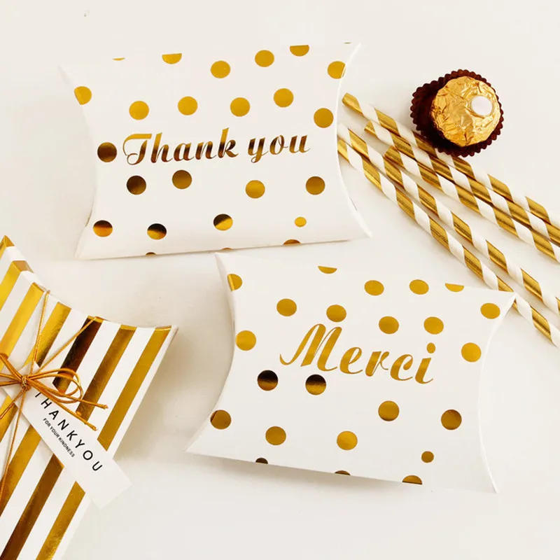 5pcs Favor Candy Box Bag New Craft Paper Pillow Shape Merci Dragee Gift Box Wedding Favor Pie Party Chocolate Wrapping Paper
5pcs Favor Candy Box Bag New Craft Paper Pillow Shape Merci Dragee Gift Box Wedding Favor Pie Party Chocolate Wrapping Paper