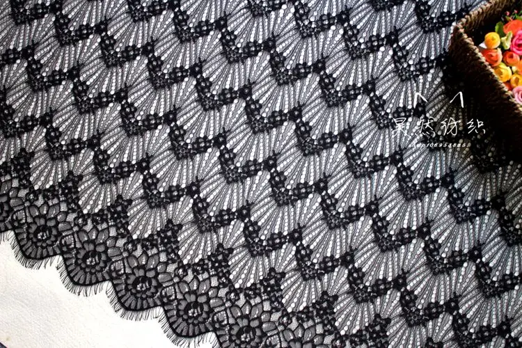 black French Chantilly Lace Trim High Quality Scalloped Edge Soft Eyelash Lace Trim 150cm wide 3meters/lot
black French Chantilly Lace Trim High Quality Scalloped Edge Soft Eyelash Lace Trim 150cm wide 3meters/lot