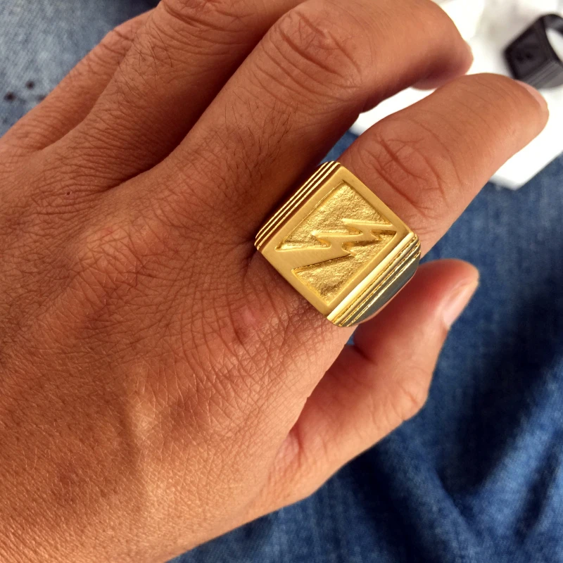 signet ring men Vintage Steel Titanium Steel The Flash lightning ring for men Wedding Bands Punk Jewelry Mens signet rings bt21
signet ring men Vintage Steel Titanium Steel The Flash lightning ring for men Wedding Bands Punk Jewelry Mens signet rings bt21