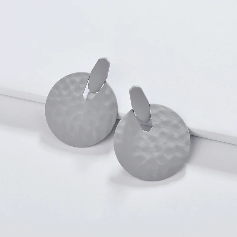 2018 Hot Selling Famous Brand Jewelry Matte Colored Uneven Circle Round Earrings for Women Fashion Earrings Jewelry Wholesale
2018 Hot Selling Famous Brand Jewelry Matte Colored Uneven Circle Round Earrings for Women Fashion Earrings Jewelry Wholesale