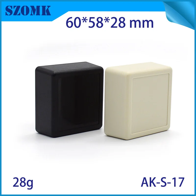Plastic 60*58*28mm abs Black color square project box szomk junction case electronics housing
Plastic 60*58*28mm abs Black color square project box szomk junction case electronics housing