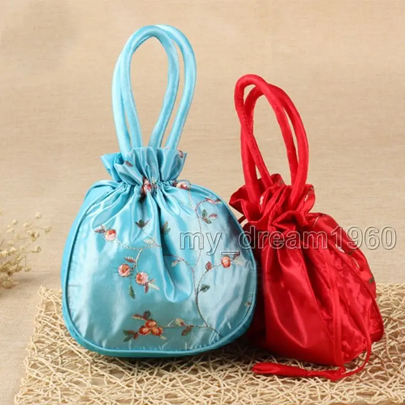 wholesale 5PCS Handmade Blue&Red Embroidered Silk Flowers Jewelry Handbag Purse Bags
wholesale 5PCS Handmade Blue&Red Embroidered Silk Flowers Jewelry Handbag Purse Bags