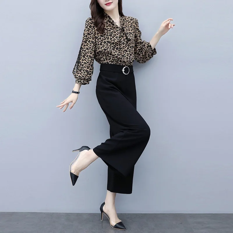 Two Piece Set Women Leopard Blouse Pants Sets For Women 2019 New Summer Fashion Elegant Casual Wide Leg Pant 2 pcs Sets
Two Piece Set Women Leopard Blouse Pants Sets For Women 2019 New Summer Fashion Elegant Casual Wide Leg Pant 2 pcs Sets