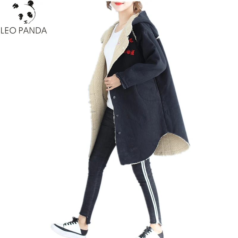 Autumn Winter Women New Letter Prints Hooded Single Breasted Outerwear Female Loose Casual Comfortable Concise Style Coats ZX990
Autumn Winter Women New Letter Prints Hooded Single Breasted Outerwear Female Loose Casual Comfortable Concise Style Coats ZX990