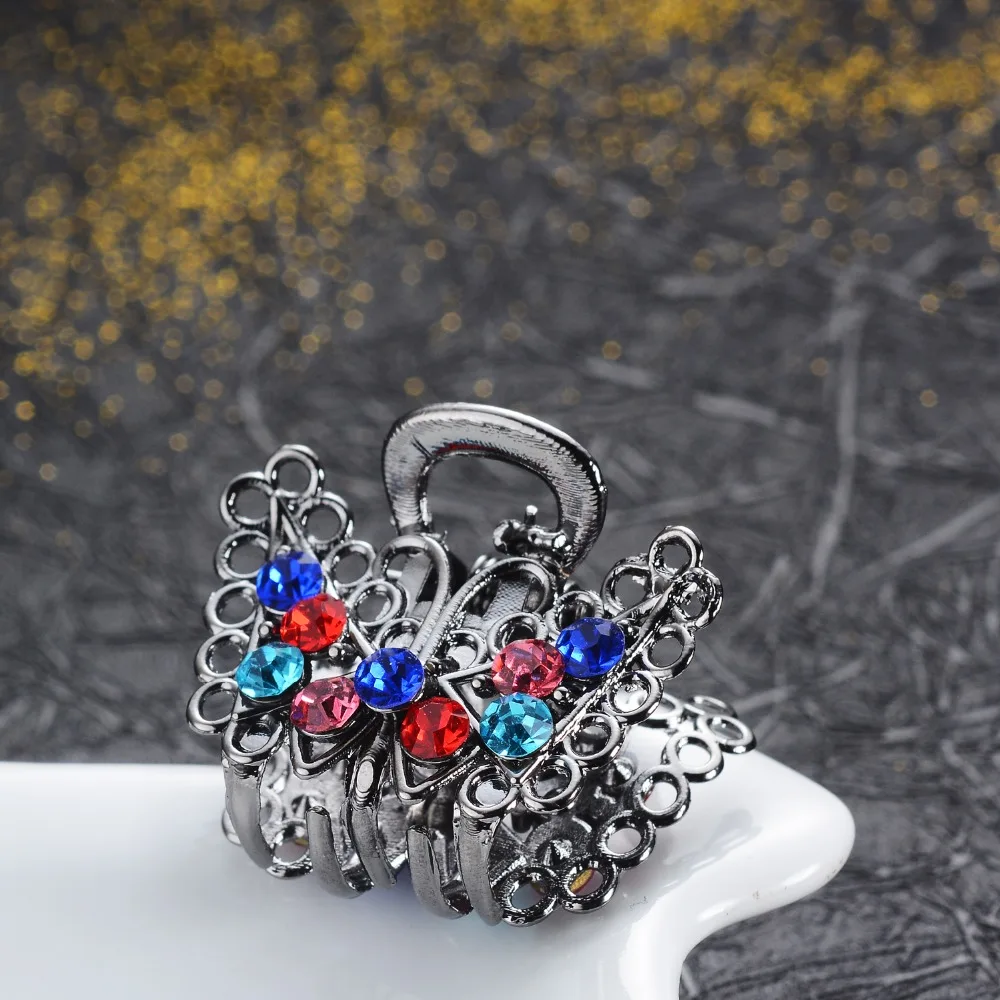Gorgeous Rhinestone Butterfly Hair Claws Girls Wedding Hair Ornaments Vintage Hair Clip Metal Crab For Women Hair Jewelry Gifts
Gorgeous Rhinestone Butterfly Hair Claws Girls Wedding Hair Ornaments Vintage Hair Clip Metal Crab For Women Hair Jewelry Gifts