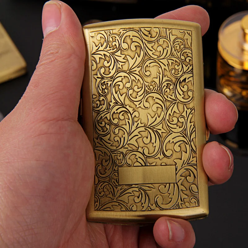 Twelve Ultra-thin Portable Metal Pure Copper Tangcao Personal Male Cigarette Jacket Cigarette Boxes
Twelve Ultra-thin Portable Metal Pure Copper Tangcao Personal Male Cigarette Jacket Cigarette Boxes