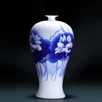 Hand-painted blue-and-white, peony and plum vases of Jingdezhen ceramics with 40 cm height
Hand-painted blue-and-white, peony and plum vases of Jingdezhen ceramics with 40 cm height