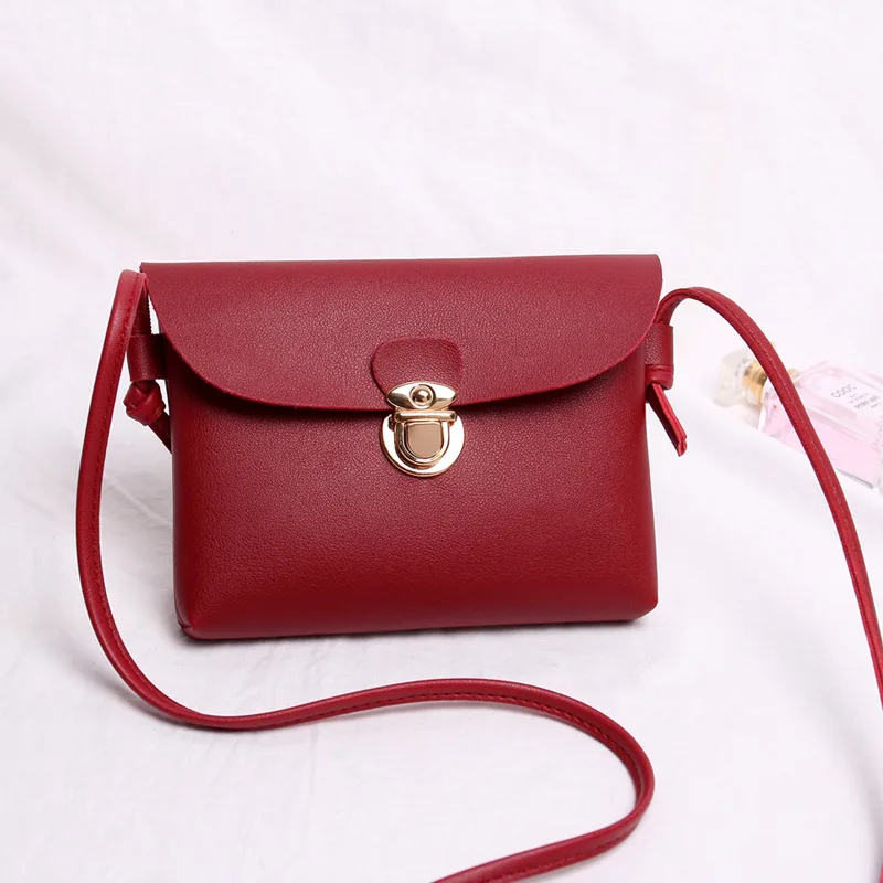 Mini ladies small bag shoulder bag handbag 2019 spring and summer wild hit color lock buckle lock bag Messenger small square bag
Mini ladies small bag shoulder bag handbag 2019 spring and summer wild hit color lock buckle lock bag Messenger small square bag