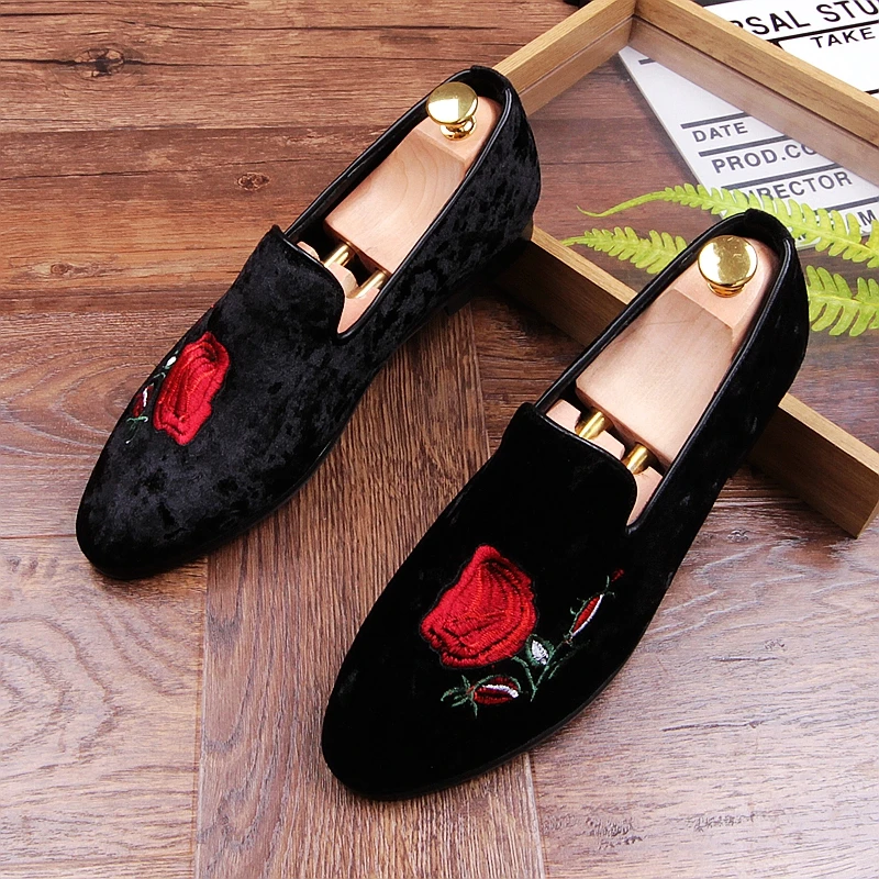 new arrive men's velvet shoes with Handcrafted Jacquard Flower Prom and Banquet male luxurious loafers slip on driving flat shoe
new arrive men's velvet shoes with Handcrafted Jacquard Flower Prom and Banquet male luxurious loafers slip on driving flat shoe