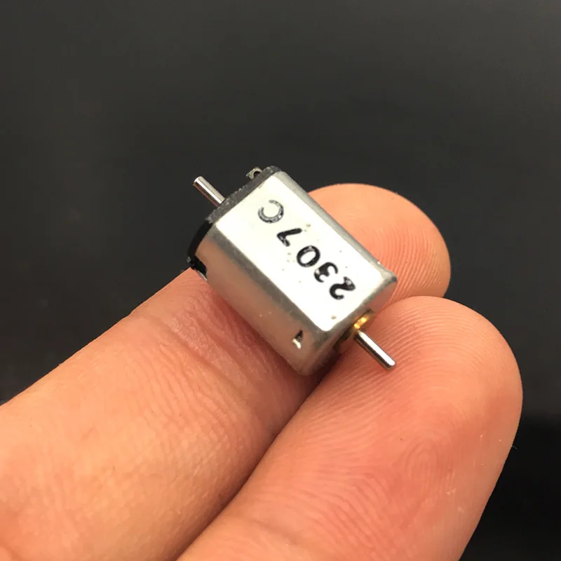 Mini M10 010 Dual Shaft Solar Motor DC1.5V-3V 15000RPM Micro 10mm DC Motor Hobby Toy DIY
Mini M10 010 Dual Shaft Solar Motor DC1.5V-3V 15000RPM Micro 10mm DC Motor Hobby Toy DIY