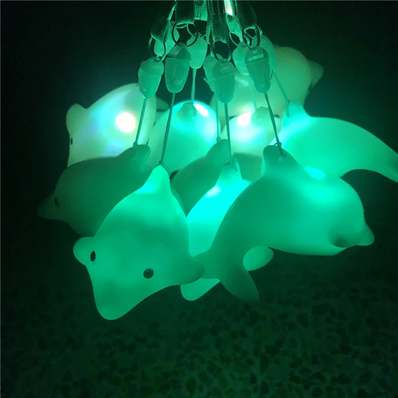 Flash Light Dolphin Glow Shine Toy Sling Blink Goods Marine Museum Playground Commodity Luminous Night Store Children Gift 
Flash Light Dolphin Glow Shine Toy Sling Blink Goods Marine Museum Playground Commodity Luminous Night Store Children Gift