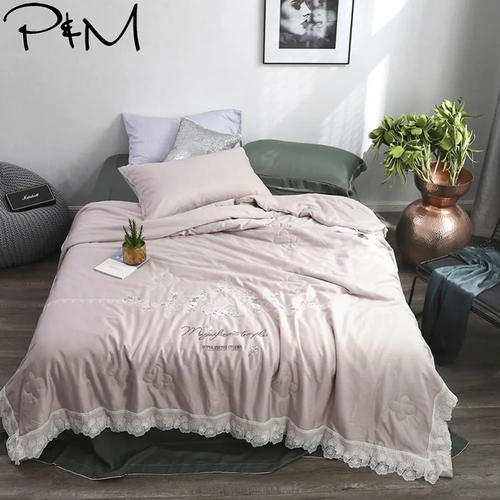 2019 Grey Beige Flowers Lace Air-condition Thin Summer Quilt Embroidery Comforter Artificial Silk Fabric Polyester Queen Size
2019 Grey Beige Flowers Lace Air-condition Thin Summer Quilt Embroidery Comforter Artificial Silk Fabric Polyester Queen Size