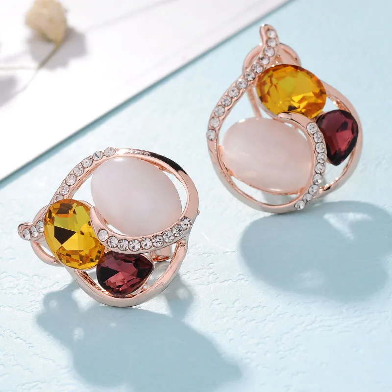 Super fashion geometric crystal Big earrings with clip for women Party/wedding exquisite Opal Show personality Stud Earrings
Super fashion geometric crystal Big earrings with clip for women Party/wedding exquisite Opal Show personality Stud Earrings