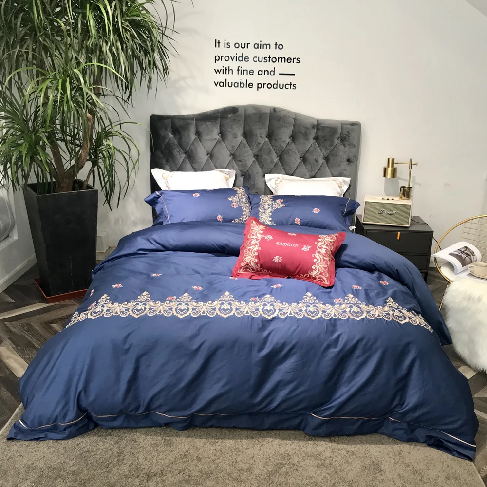 2018 Deep Blue Floral Border Bed Cover Embroidery Egyptian Cotton Bedding Sets Queen King Size Duvet Cover Set Bedsheet
2018 Deep Blue Floral Border Bed Cover Embroidery Egyptian Cotton Bedding Sets Queen King Size Duvet Cover Set Bedsheet