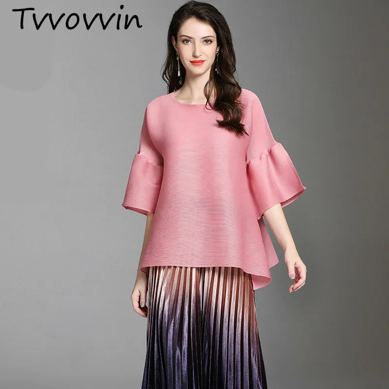 TVVOVVIN 2019 Spring Summer New Pattern O-neck Half Flare Short Sleeve T-shirt Pleated Elastic Ladies Fashion Loose T-short V477
TVVOVVIN 2019 Spring Summer New Pattern O-neck Half Flare Short Sleeve T-shirt Pleated Elastic Ladies Fashion Loose T-short V477