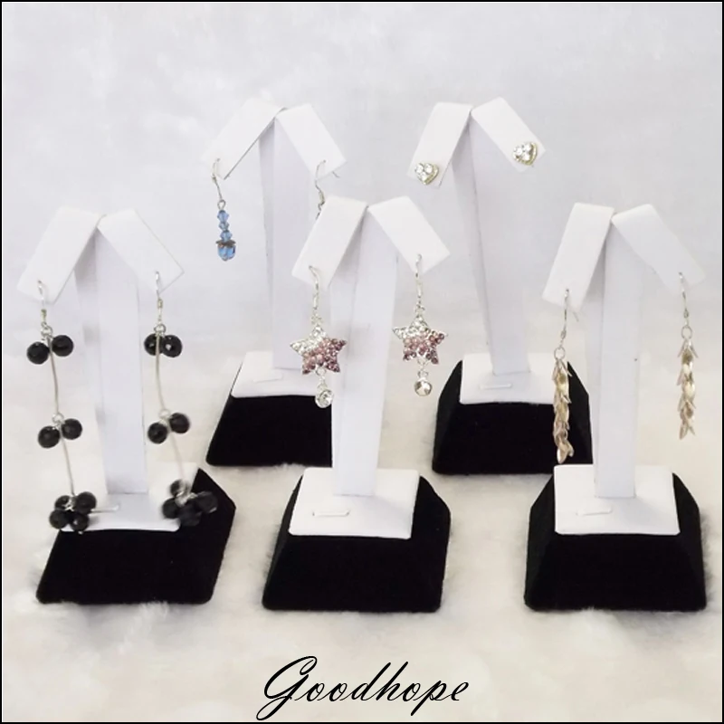 5pcs White Faux Leather Earring Tree Jewelry Stand Display Hanging Earrings or Stud Earrings Holder Jewellery Organizer Showcase
5pcs White Faux Leather Earring Tree Jewelry Stand Display Hanging Earrings or Stud Earrings Holder Jewellery Organizer Showcase