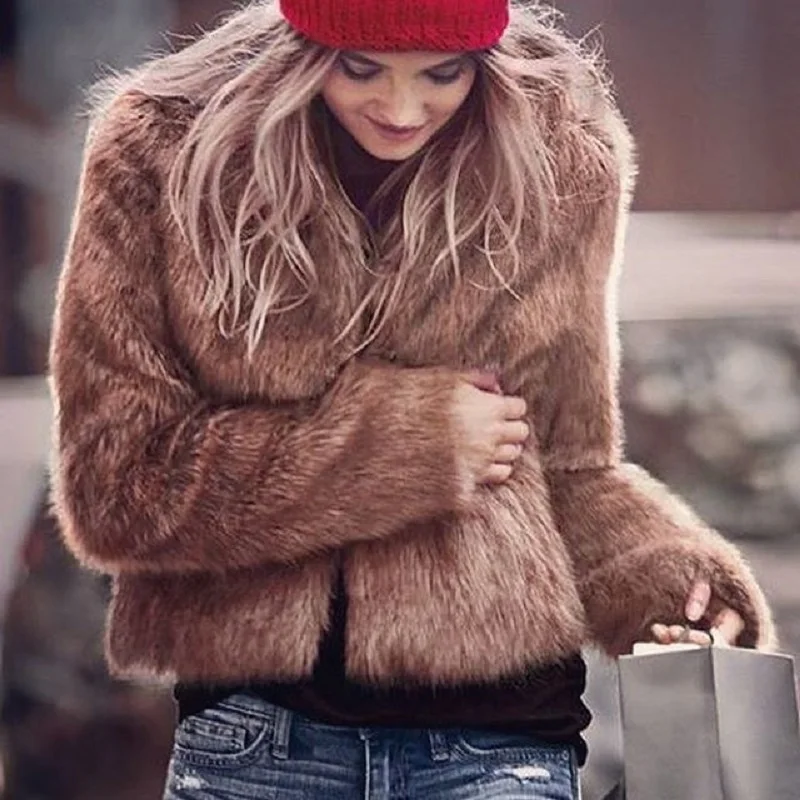 Luxury Fluffy Rabbit Fur Coat Women Winter Collarless Long Sleeve V-neck Fur Jackets Overcoat Wedding White Short Coat
Luxury Fluffy Rabbit Fur Coat Women Winter Collarless Long Sleeve V-neck Fur Jackets Overcoat Wedding White Short Coat
