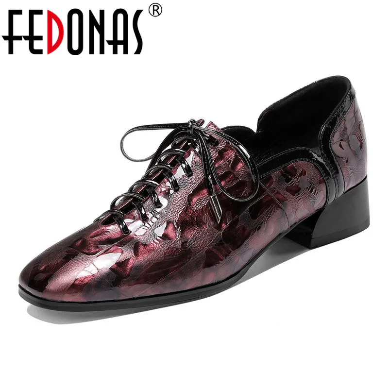 FEDONAS 2020 Spring Autumn Vintage Women Pumps Quality Cross-tied Butterfly Prom Shoes Woman Genuine Leather Female Casual Shoes
FEDONAS 2020 Spring Autumn Vintage Women Pumps Quality Cross-tied Butterfly Prom Shoes Woman Genuine Leather Female Casual Shoes