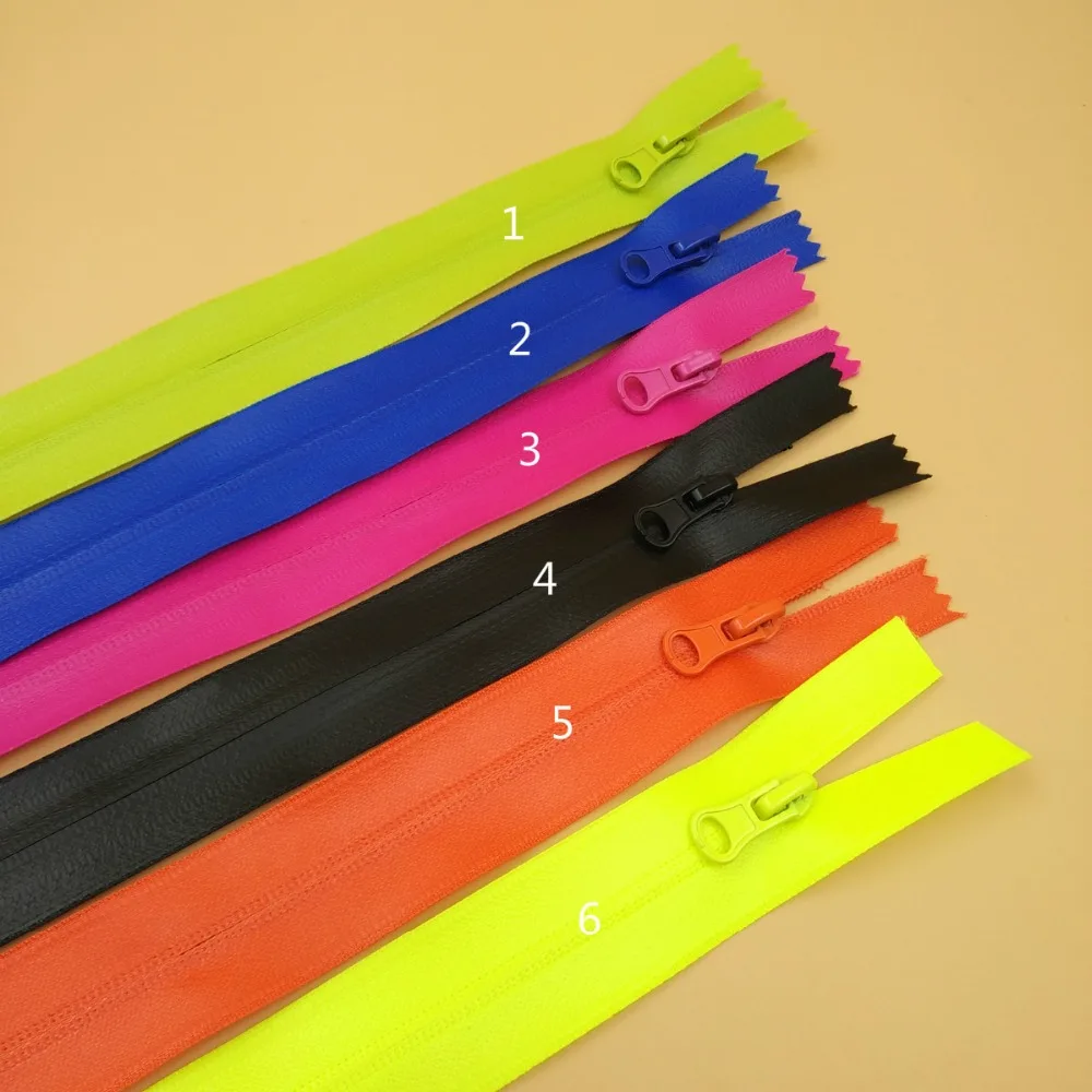 New 3# Colorful Close End Plastic Short Waterproof Nylon Zipper 20cm 5pcs zip Sewing Repair DIY Bags Pocket Accessories
New 3# Colorful Close End Plastic Short Waterproof Nylon Zipper 20cm 5pcs zip Sewing Repair DIY Bags Pocket Accessories