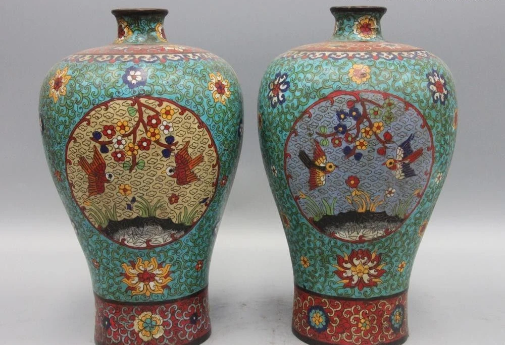 Chinese Bronze Coppper Cloisonne Enamel Pied Magpie Plum Blossom Flower Vase Pot
Chinese Bronze Coppper Cloisonne Enamel Pied Magpie Plum Blossom Flower Vase Pot