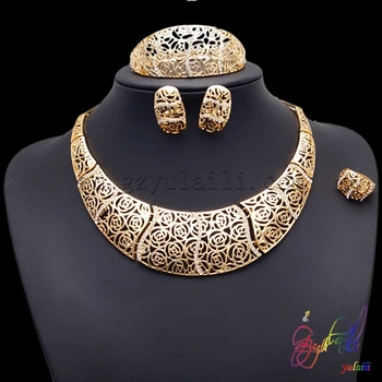 2016 Bohemian traditional custom big bridal women costume jewelry sets flower shape hollow out gold rhinestone jewelry sets
2016 Bohemian traditional custom big bridal women costume jewelry sets flower shape hollow out gold rhinestone jewelry sets