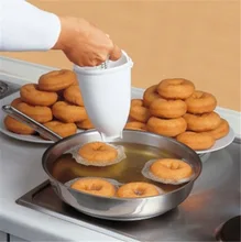 Donut Maker Deep Fry Mould Arabic Waffle Manual Plastic Lightweight Waffle Dispenser Doughnut Machine Easy Fast Portable
Donut Maker Deep Fry Mould Arabic Waffle Manual Plastic Lightweight Waffle Dispenser Doughnut Machine Easy Fast Portable