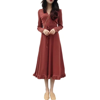 2018 Autumn Winter Women Vintage Elegant Long Sleeve Knitted Dress Female Sexy V-Neck Ruffles Slim Party Dresses With Belt O86
2018 Autumn Winter Women Vintage Elegant Long Sleeve Knitted Dress Female Sexy V-Neck Ruffles Slim Party Dresses With Belt O86
