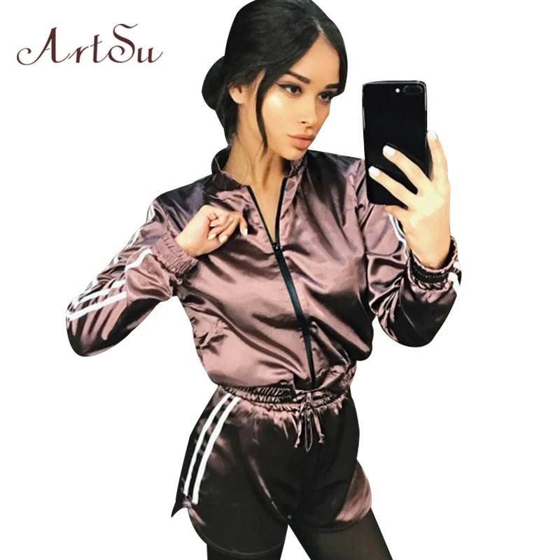 ArtSu Spring Autumn Casual Women 2 Piece Set Long Sleeve Sweatshirt+Shorts Trackusit Leisure Female Satin Suit ASSU30022
ArtSu Spring Autumn Casual Women 2 Piece Set Long Sleeve Sweatshirt+Shorts Trackusit Leisure Female Satin Suit ASSU30022